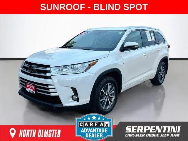 2017 Toyota Highlander XLE for sale in North Olmsted, OH