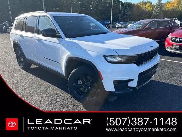 2023 Jeep Grand Cherokee L Altitude 4x4 for sale in Mankato, MN