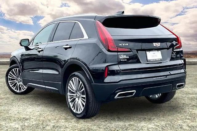 2024 Cadillac XT4 AWD Premium Luxury