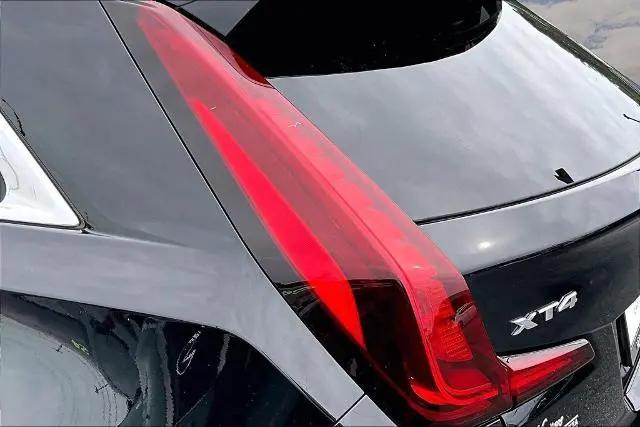 2024 Cadillac XT4 AWD Premium Luxury
