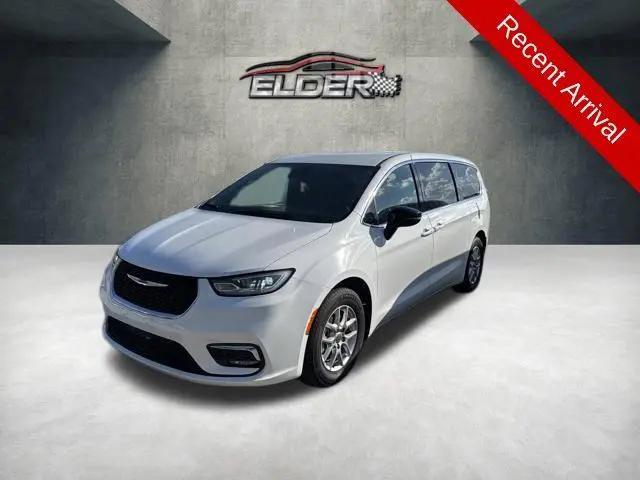 2025 Chrysler Pacifica Select for sale in Cedar Park, TX