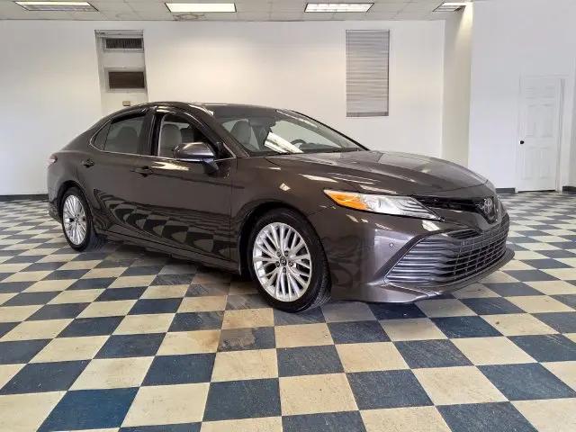 2018 Toyota Camry XLE for sale in Warner Robins, GA