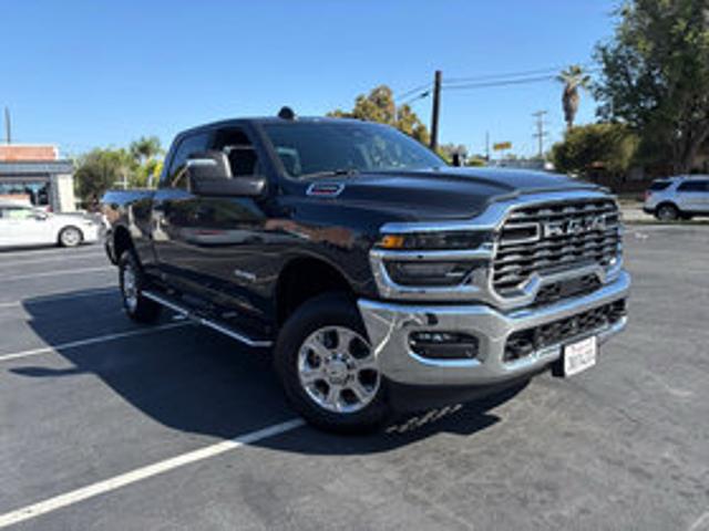 2026 Ram 2500 Big Horn Crew Cab 4x4 64 Box