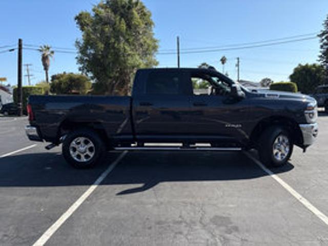 2026 Ram 2500 Big Horn Crew Cab 4x4 64 Box
