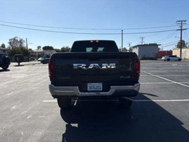 2026 Ram 2500 Big Horn Crew Cab 4x4 64 Box