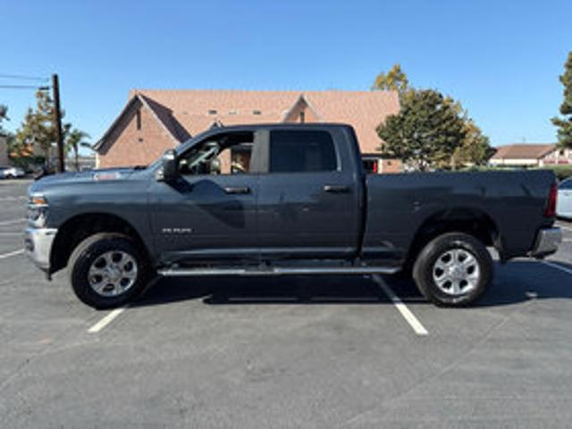 2026 Ram 2500 Big Horn Crew Cab 4x4 64 Box
