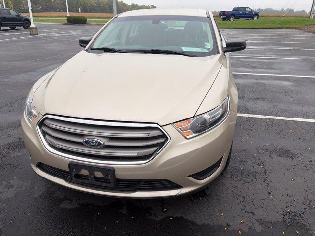 2017 Ford Taurus SE