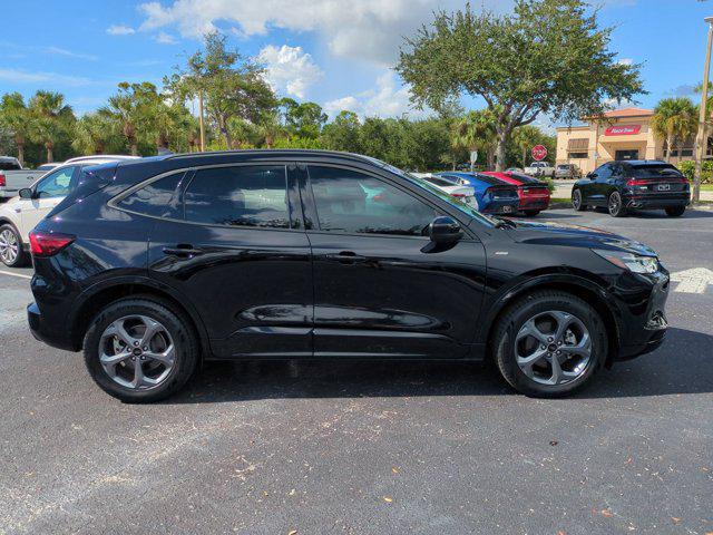 2024 Ford Escape ST-Line Select