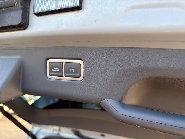 2024 Kia EV9 Land