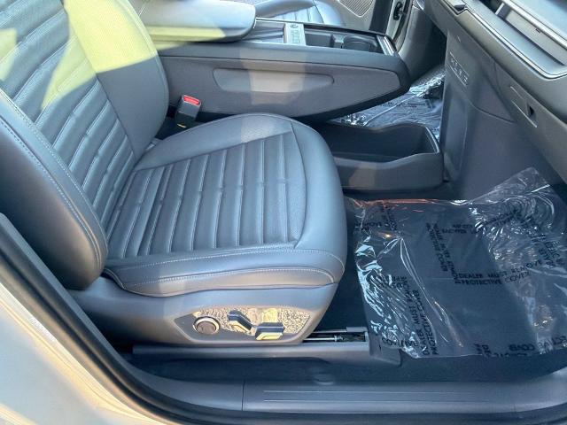 2024 Kia EV9 Land