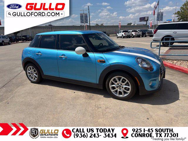 2017 MINI Hardtop Cooper