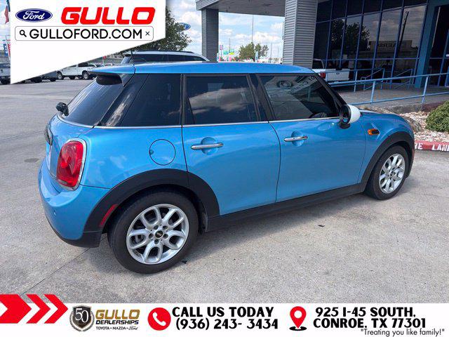2017 MINI Hardtop Cooper