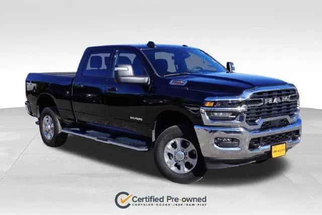 2026 Ram 2500 Big Horn Crew Cab 4x4 64 Box for sale in Roseville, MN