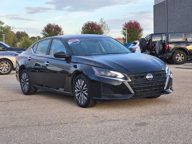 2025 Nissan Altima SV FWD for sale in Belleville, WI