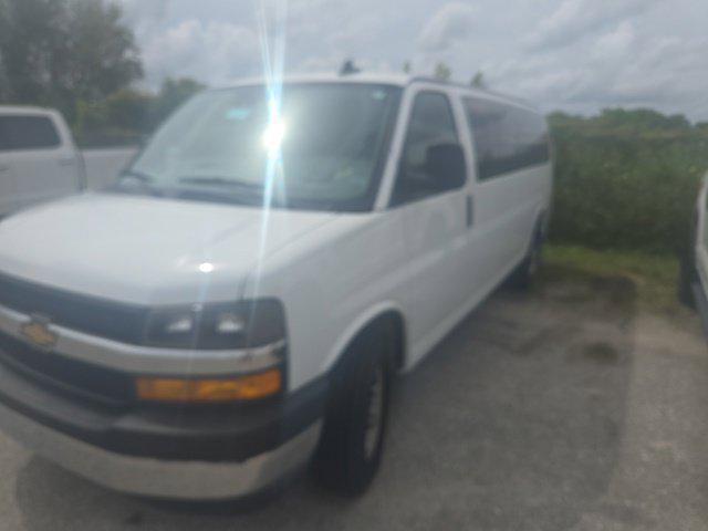 2025 Chevrolet Express Passenger RWD 3500 Extended Wheelbase LT for sale in Arcadia, FL