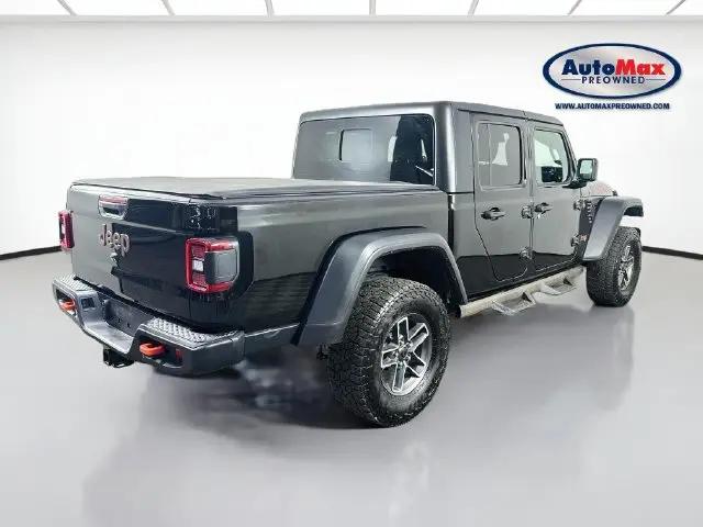 2024 Jeep Gladiator Sport