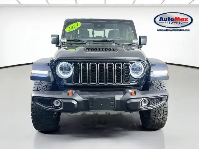 2024 Jeep Gladiator Sport