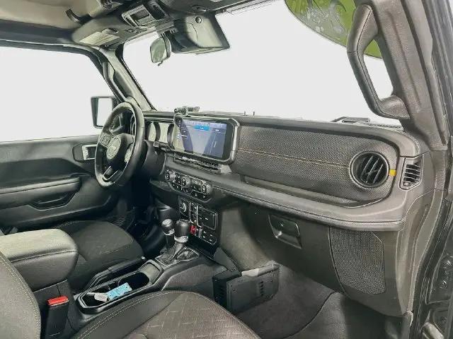 2024 Jeep Gladiator Sport
