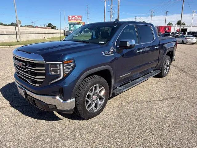 2023 GMC Sierra 1500 4WD Crew Cab Short Box SLT