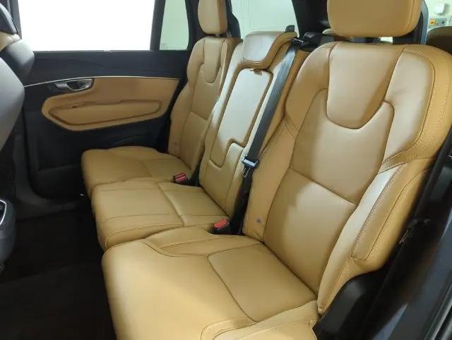 2024 Volvo XC90 B6 Ultimate Bright Theme 7-Seater