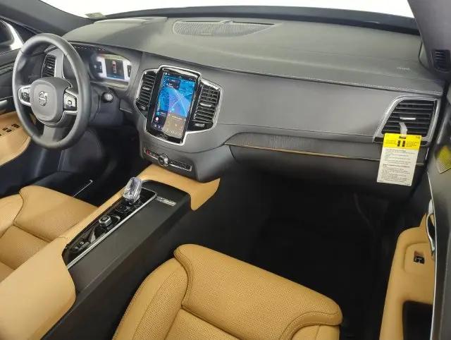2024 Volvo XC90 B6 Ultimate Bright Theme 7-Seater