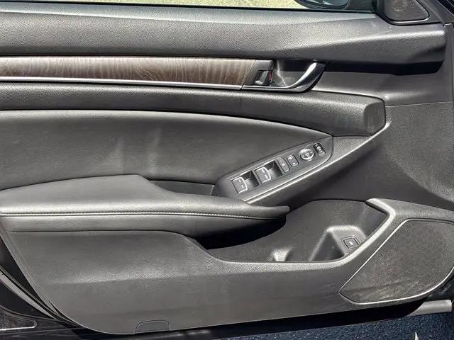 2021 Honda Accord Hybrid EX