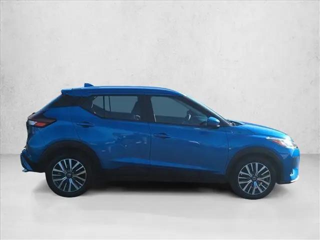 2021 Nissan Kicks SV Xtronic CVT