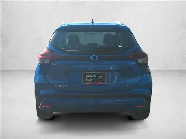 2021 Nissan Kicks SV Xtronic CVT