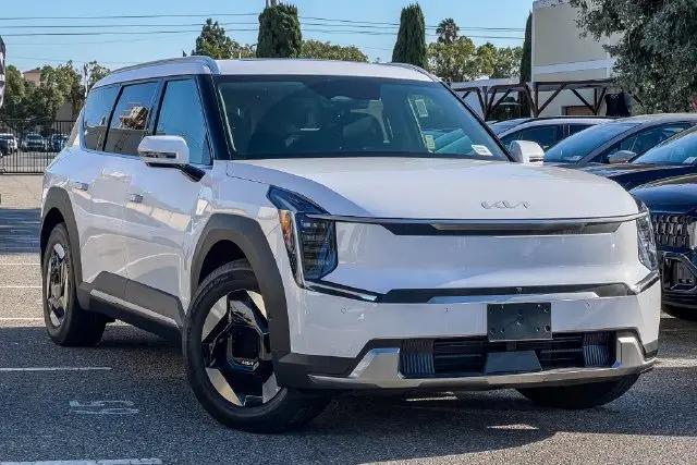 2026 Kia EV9 Wind