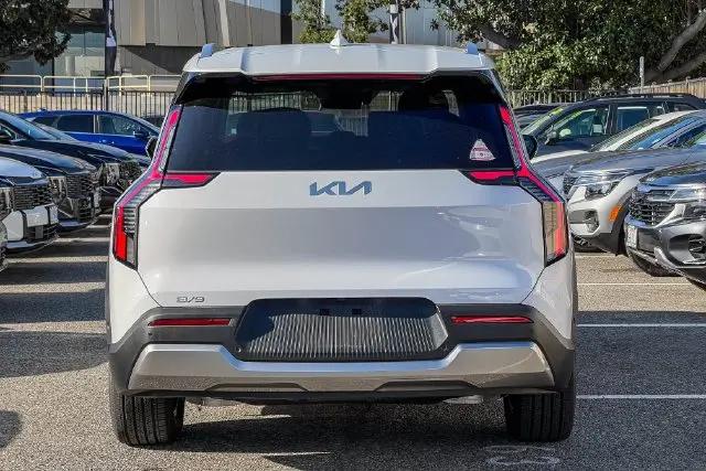 2026 Kia EV9 Wind