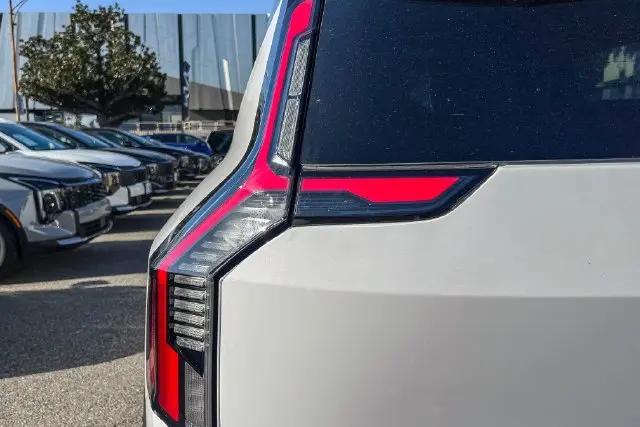 2026 Kia EV9 Wind