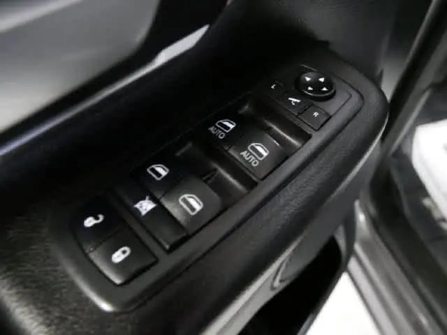 2019 Ram 1500 Big Horn/Lone Star Crew Cab 4x4 57 Box