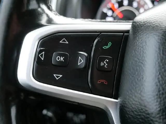 2019 Ram 1500 Big Horn/Lone Star Crew Cab 4x4 57 Box