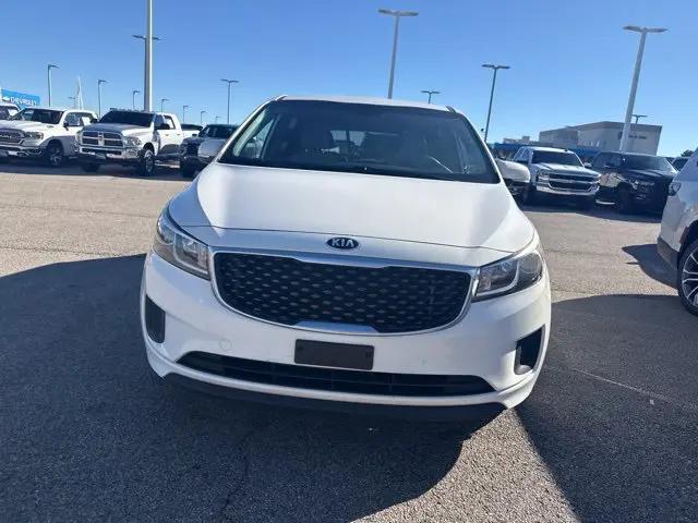 2016 Kia Sedona LX