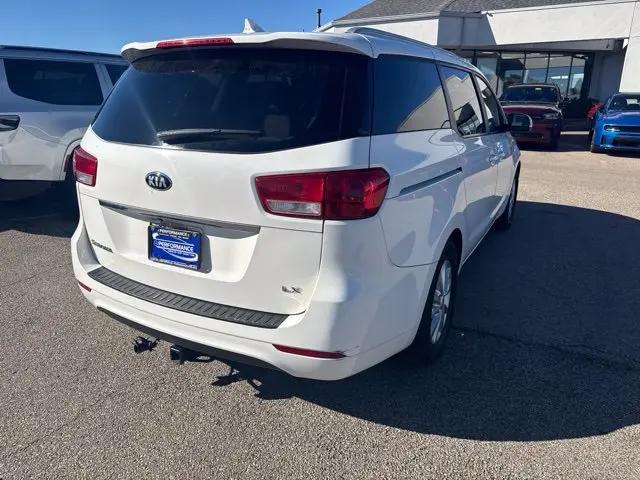 2016 Kia Sedona LX
