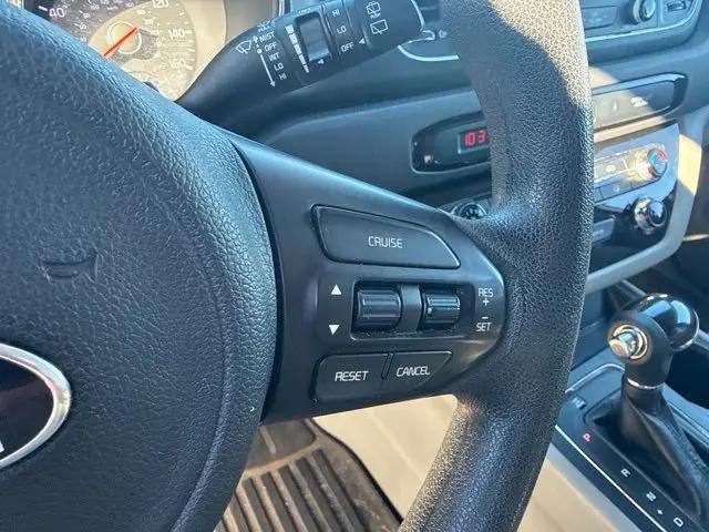 2016 Kia Sedona LX