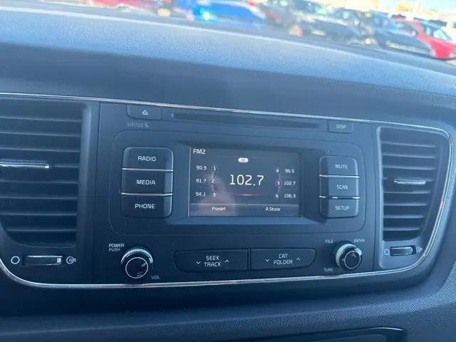 2016 Kia Sedona LX