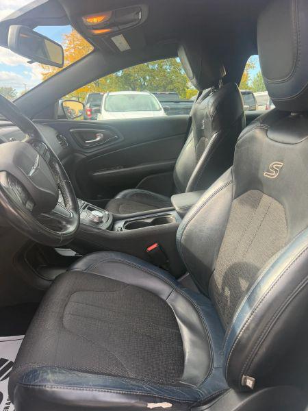 2015 Chrysler 200 S