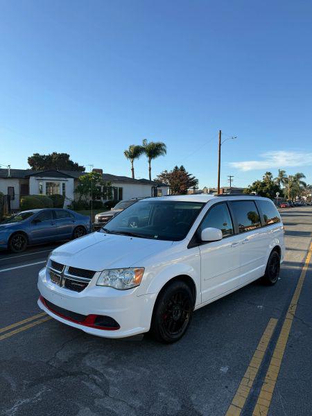 2014 Dodge Grand Caravan SXT for sale in Los Angeles, CA