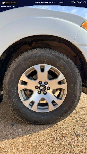 2012 Suzuki Equator Sport