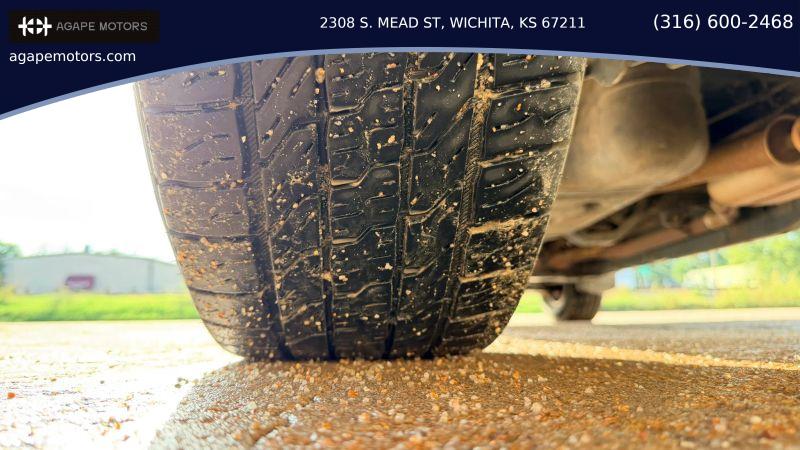 2012 Suzuki Equator Sport