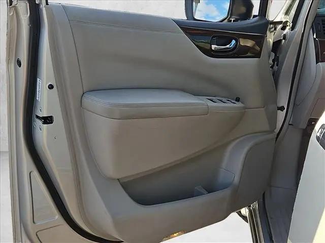 2014 Nissan Quest SV