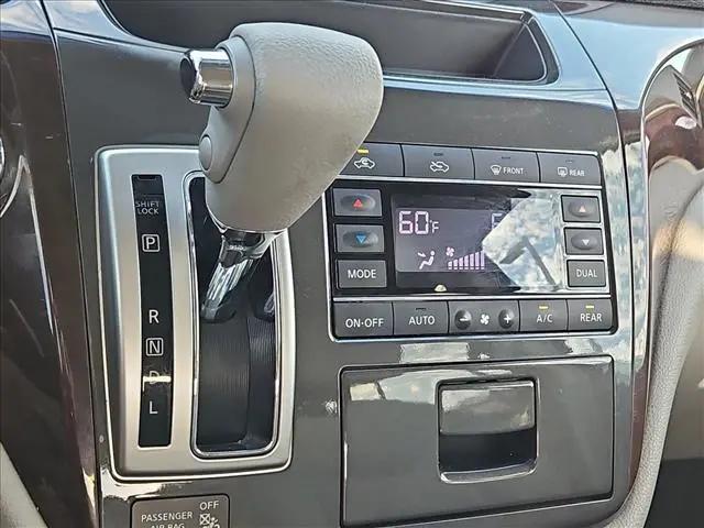 2014 Nissan Quest SV