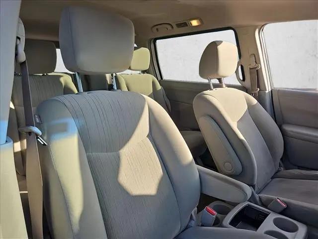 2014 Nissan Quest SV