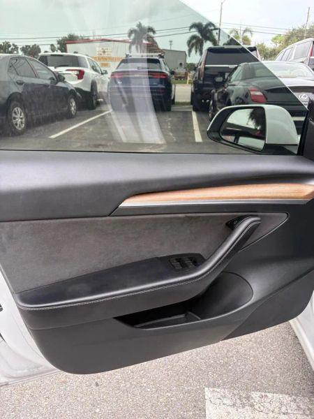 2021 Tesla Model 3 Standard Range Plus Rear-Wheel Drive