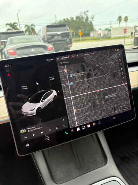 2021 Tesla Model 3 Standard Range Plus Rear-Wheel Drive