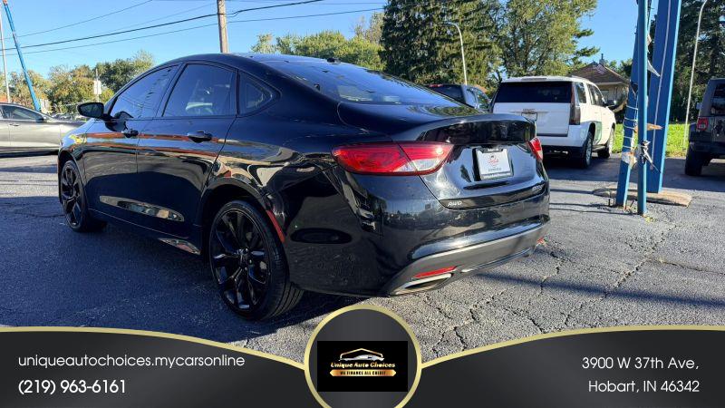 2015 Chrysler 200 S