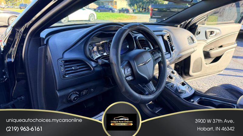 2015 Chrysler 200 S