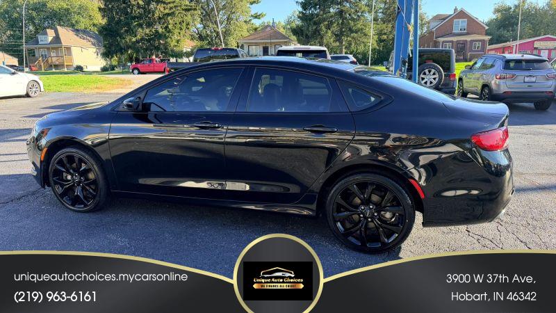 2015 Chrysler 200 S