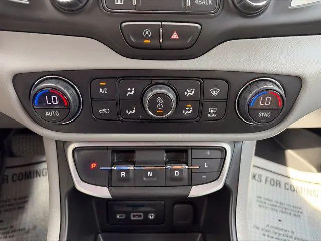 2022 GMC Terrain AWD SLT